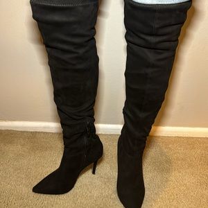 Bcbg heeled boots